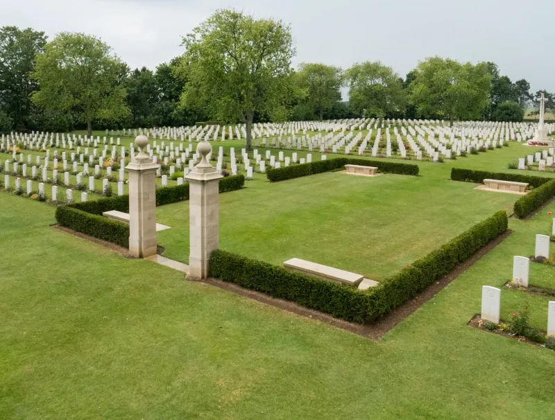 Beny-Sur-Mer_Canadian_War_Cemetery